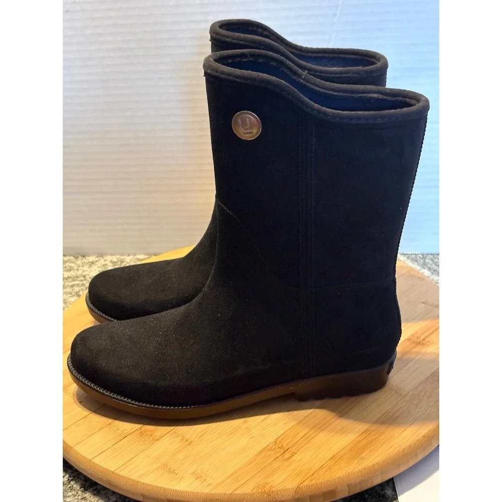 ULAN RAINY STEPS Black Suede like Waterproof Ankle Boots Women's Size‎ 9